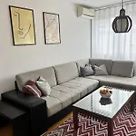 Hello Sa Apartment